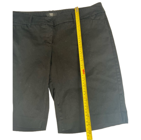 MOSSIMO Plus Size 16 Lady’s Black Walking Shorts, 10.5 Inch Inseam, Preloved - Picture 4 of 8